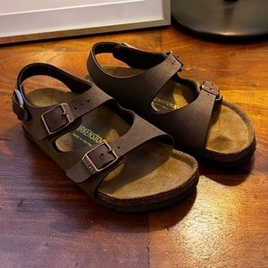 Kids Birkenstocks Milano (size US 12-12.5/EU 30)